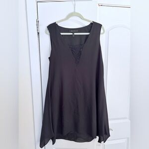 BCBG MAX AZARIA Black Sleevless Mini dress with Lace Inset - Size Medium